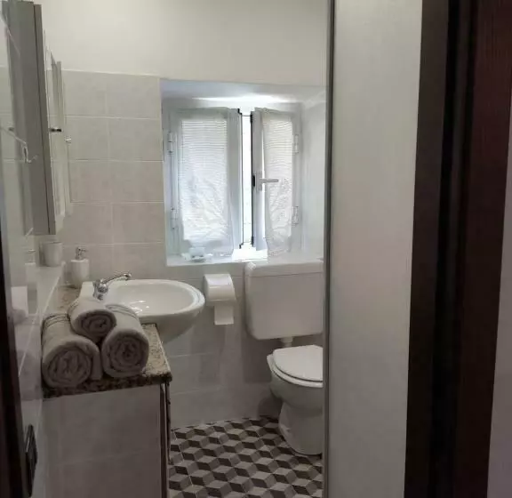 Aamiaismajoitus (B&B) La Fortezza Di Gavi