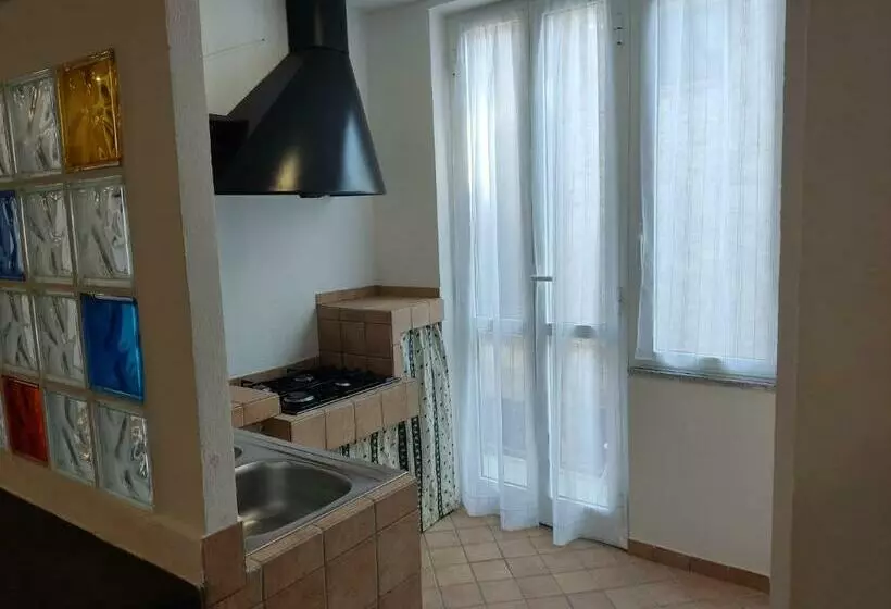 Aamiaismajoitus (B&B) La Fortezza Di Gavi