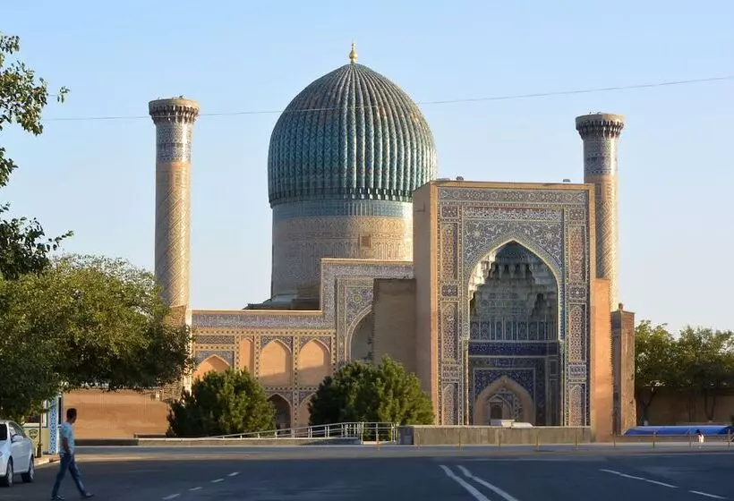 ホテル Hilton Garden Inn Samarkand