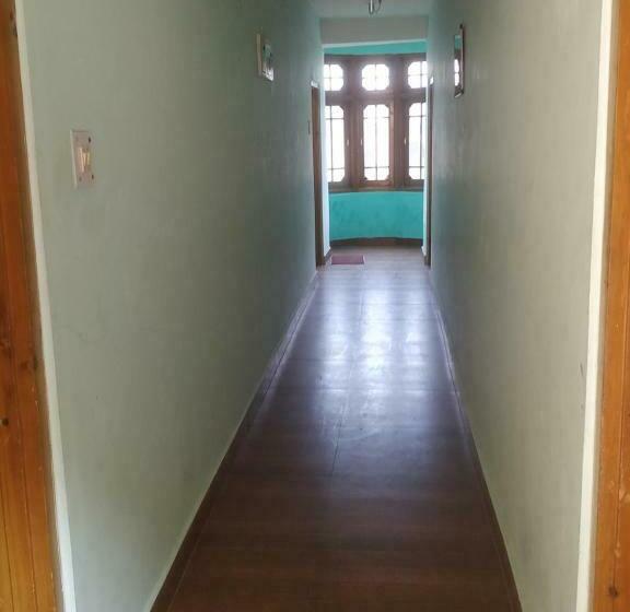 פנסיון Kuki Guest House Bharmour Mean Bazzar