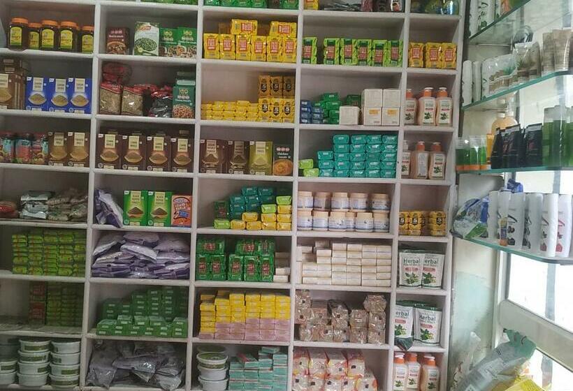 פנסיון Kuki Guest House Bharmour Mean Bazzar