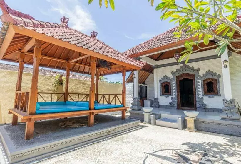 Majatalo Surf Retreat Villa Sari Bali