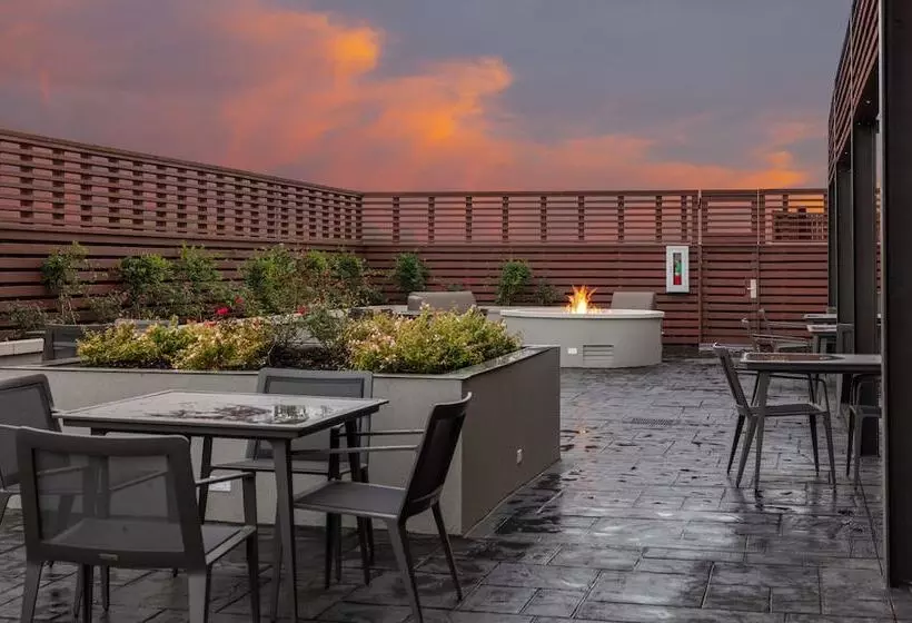 ホテル Courtyard By Marriott Conway