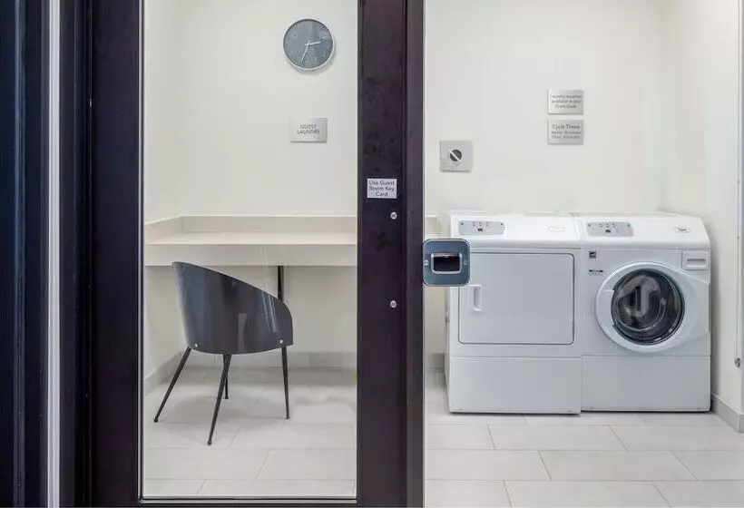 ホテル Courtyard By Marriott Conway