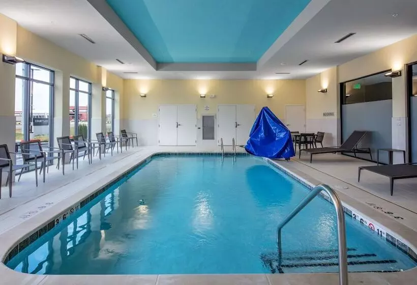 ホテル Courtyard By Marriott Conway