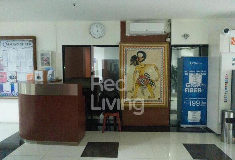 ホテル Redliving Apartemen Casablanca East Residence   Kayla Property Tower B