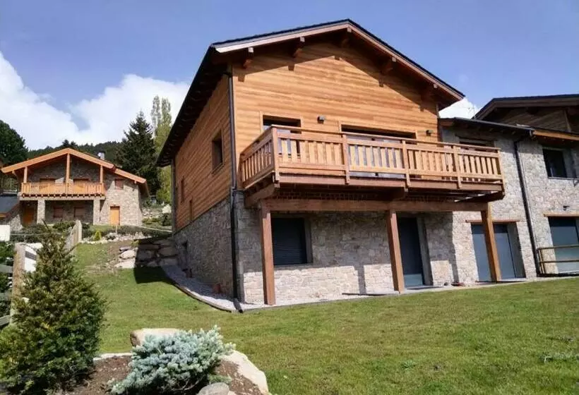 Résidence 9001 Les Angles Chalets Pour 10 Personnes 484