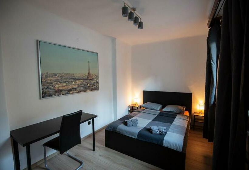 Spacious 2br Flat In The Centre With The Best View