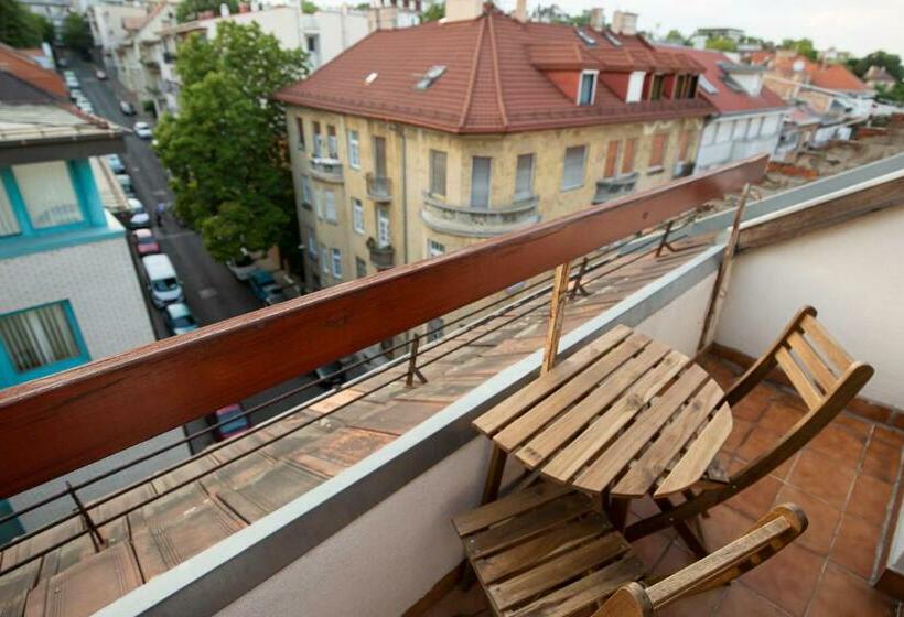 Spacious 2br Flat In The Centre With The Best View