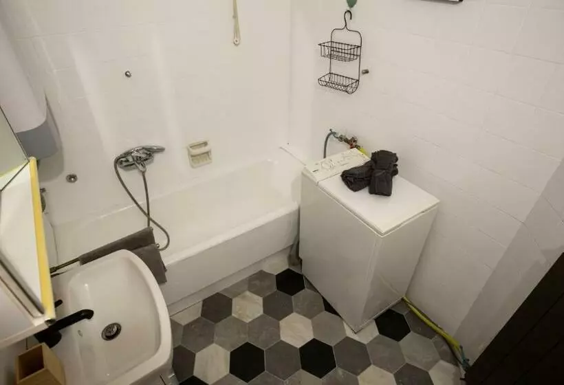 Spacious 2br Flat In The Centre With The Best View