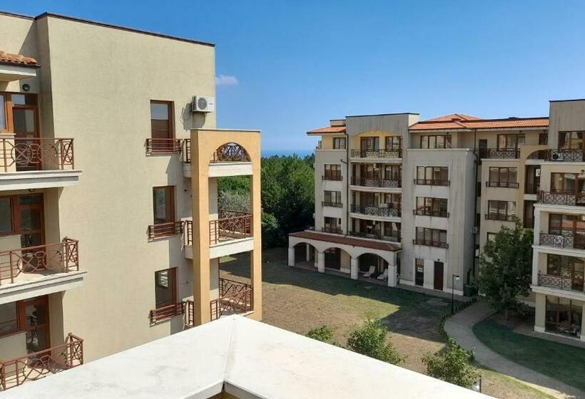 Sunrise Apartment At Lighthouse With 18th Hole View