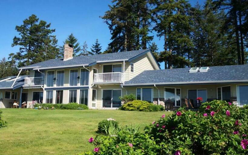 Donkersley Beach Manor A