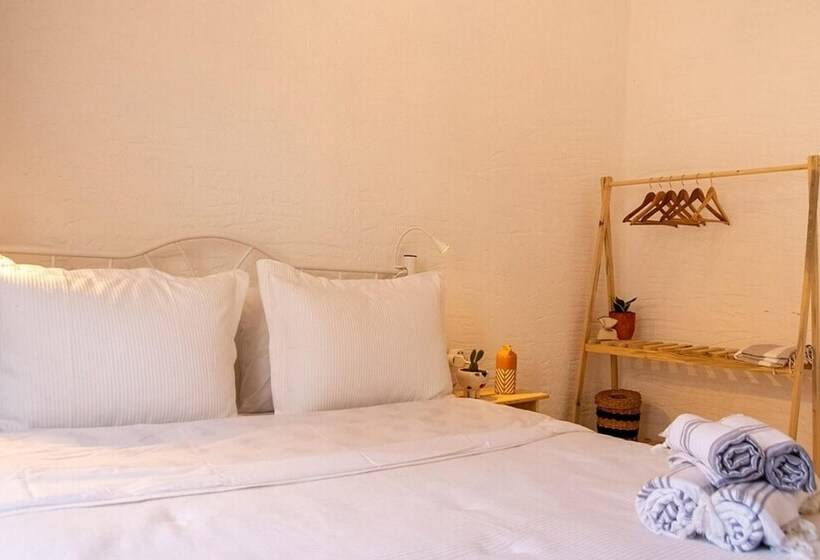 Eco Friendly House With Authentic Design In Urla