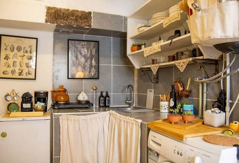 Eco Friendly House With Authentic Design In Urla