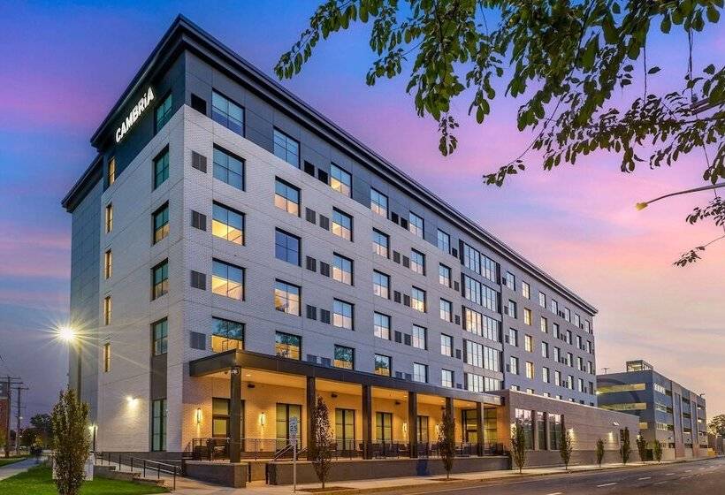 Cambria Hotel New Haven University Area