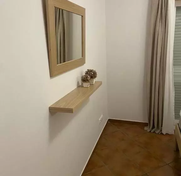 Parra Home Holidays   Close To Galé Beach