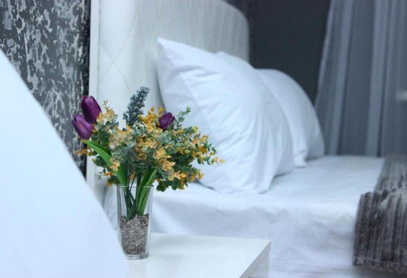 پانسیون Darbas Guest House