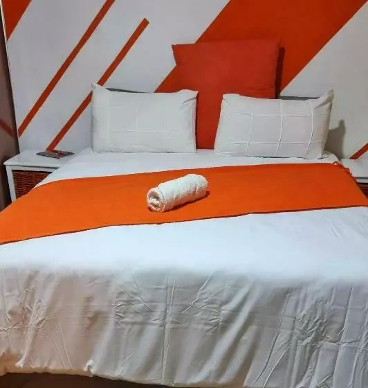 Majatalo Epic Den Lodge