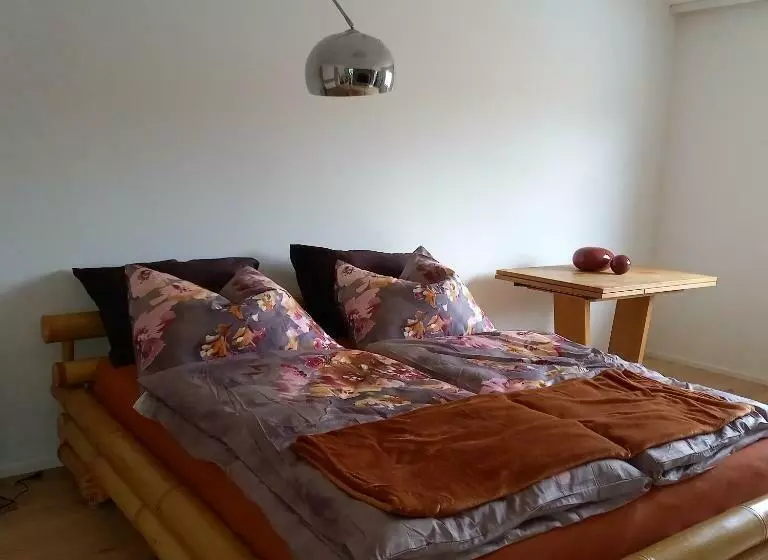 Riccis 47m2 Bamboo Flat