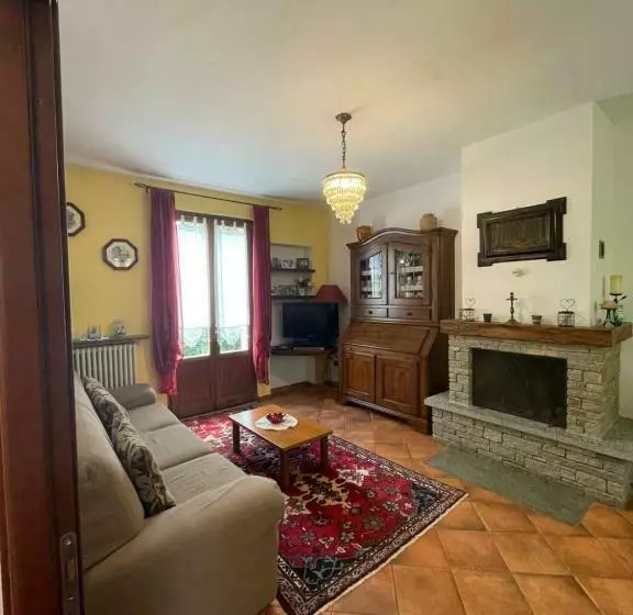 Terraced House With Garden In Dongo   Larihome A13