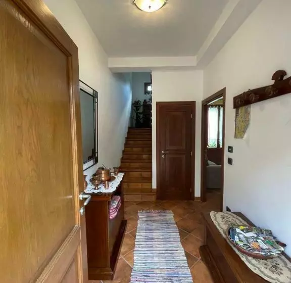 Terraced House With Garden In Dongo   Larihome A13