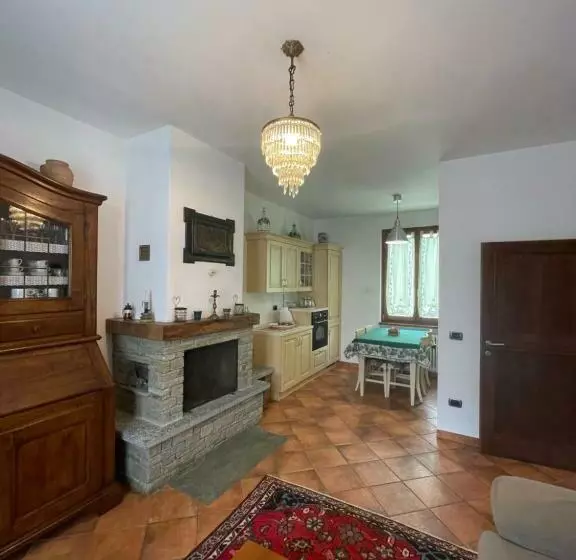 Terraced House With Garden In Dongo   Larihome A13