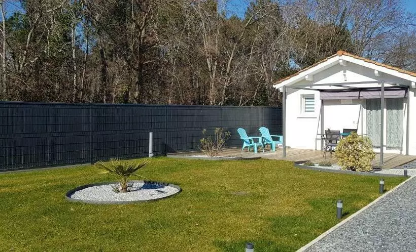 ベッドアンドブレックファースト Chambre D Hôtes Entre Deux Lacs