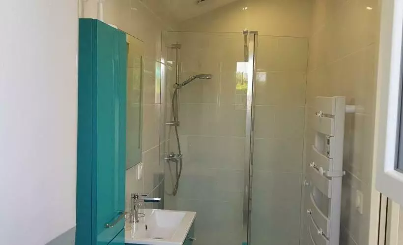 ベッドアンドブレックファースト Chambre D Hôtes Entre Deux Lacs