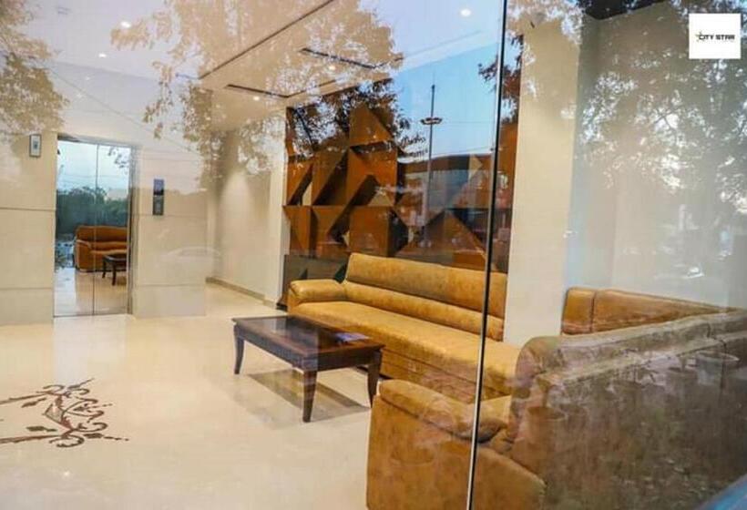 City Star Hotel By Wb Inn