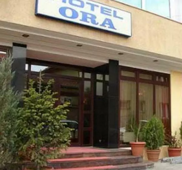 هتل Ora