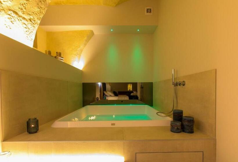 膳宿费 Iris Luxury Suite