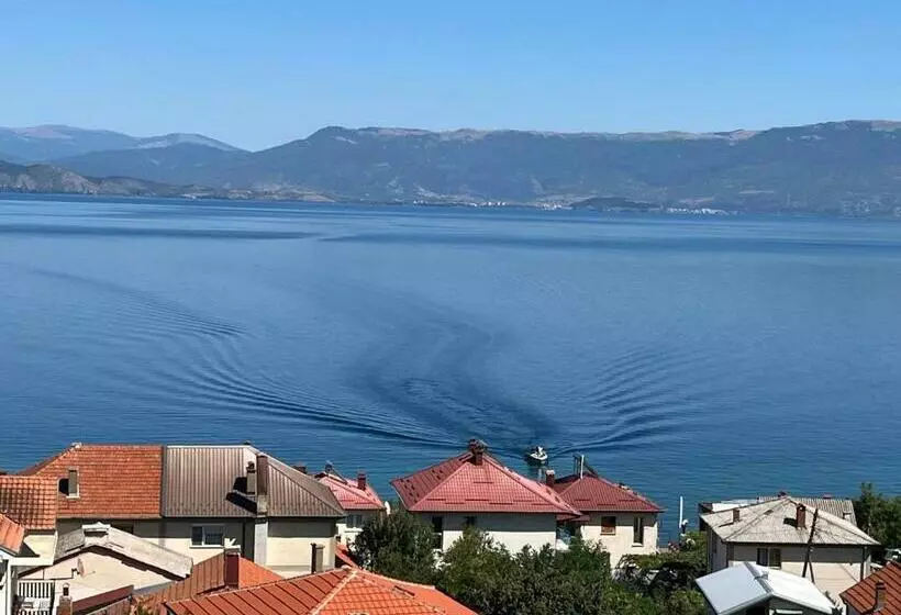 پانسیون Vila Vista Magica Radozda