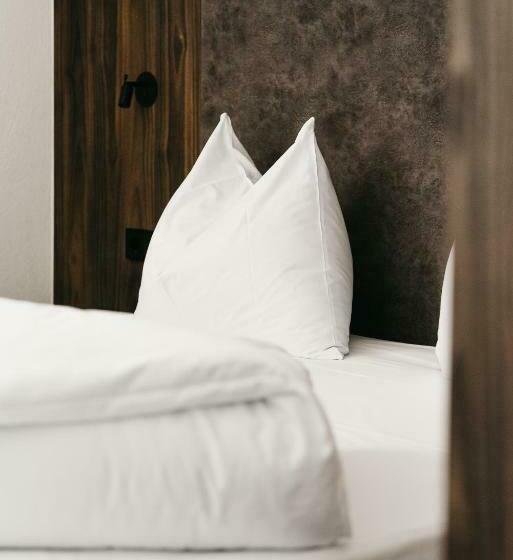 住宿加早餐  Nepomuk Rooms