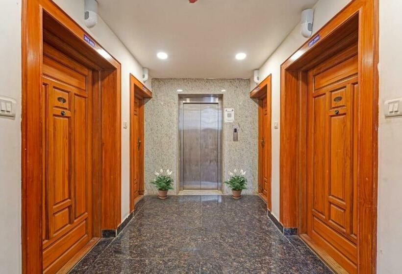 Hotel Oyo 92468 J2 Service Apartment