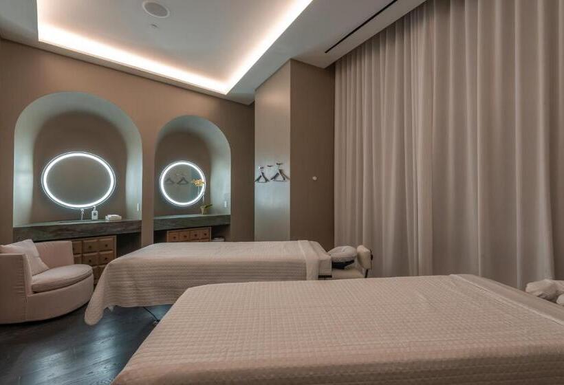 בית מלון כפרי Suites At Sls Lux Brickell Managed By Ce