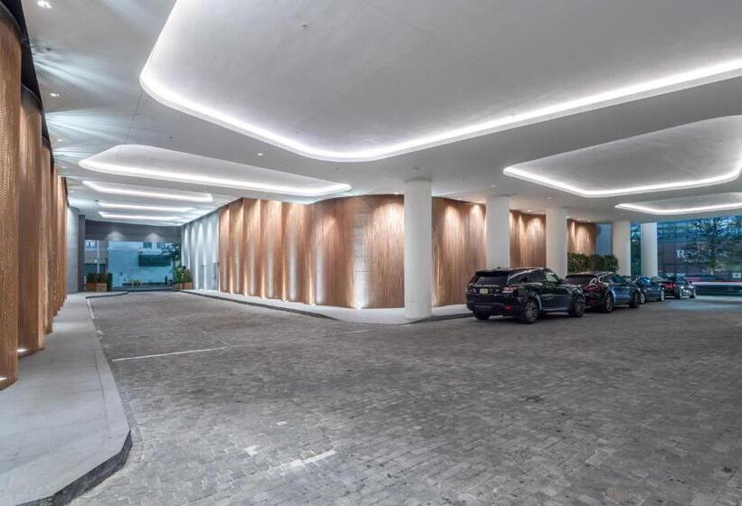 בית מלון כפרי Suites At Sls Lux Brickell Managed By Ce