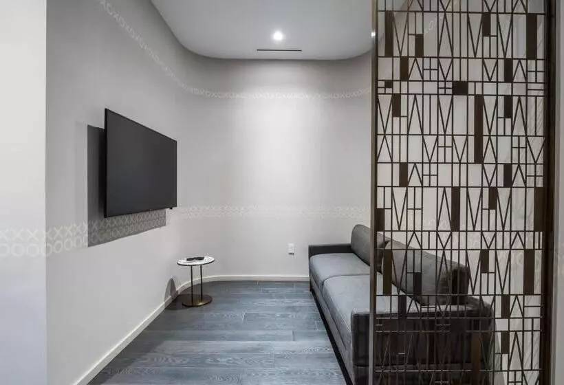 هتل Suites At Sls Lux Brickell Managed By Ce