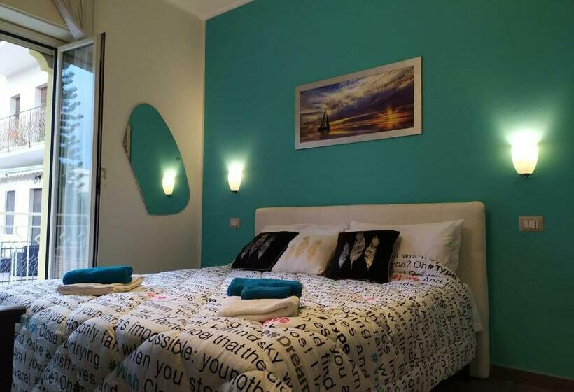 تختخواب و صبحانه Paladino