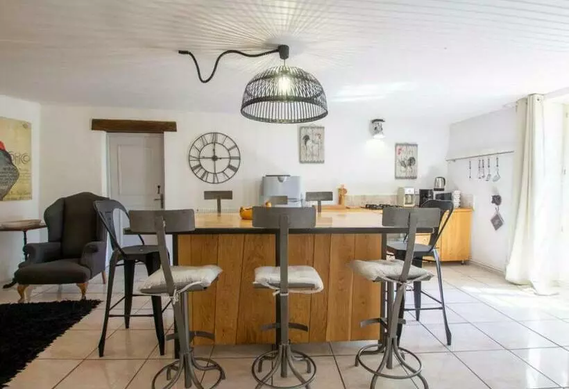 Maison Indépendante Avec Jardin, Proche De Brantôme – Tout équipé, 5 Chambres, Charme Périgourdin
