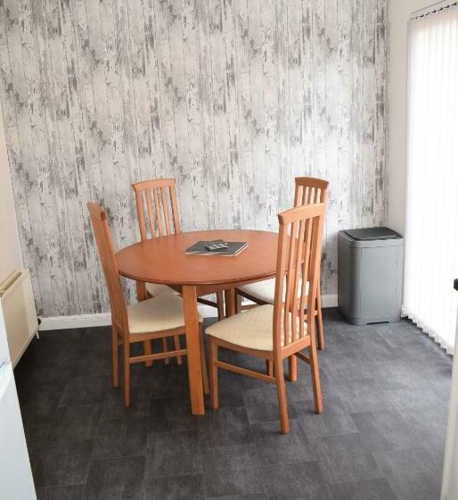 Kelpies Serviced Apartments  Mclaughlan