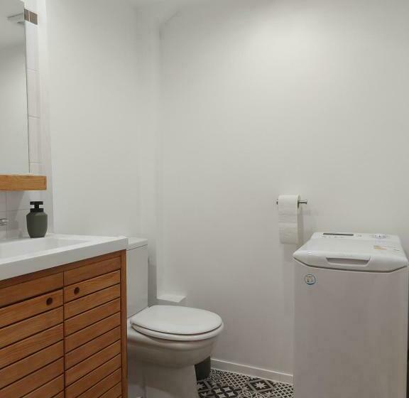 Le Marché Cosy à Vernon Giverny   Claude Monet   Downtown