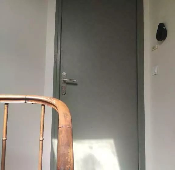 Le Marché Cosy à Vernon Giverny   Claude Monet   Downtown