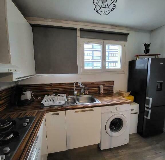 Appart Proche Du Centre Ville Et Du Parc Saint Pierre