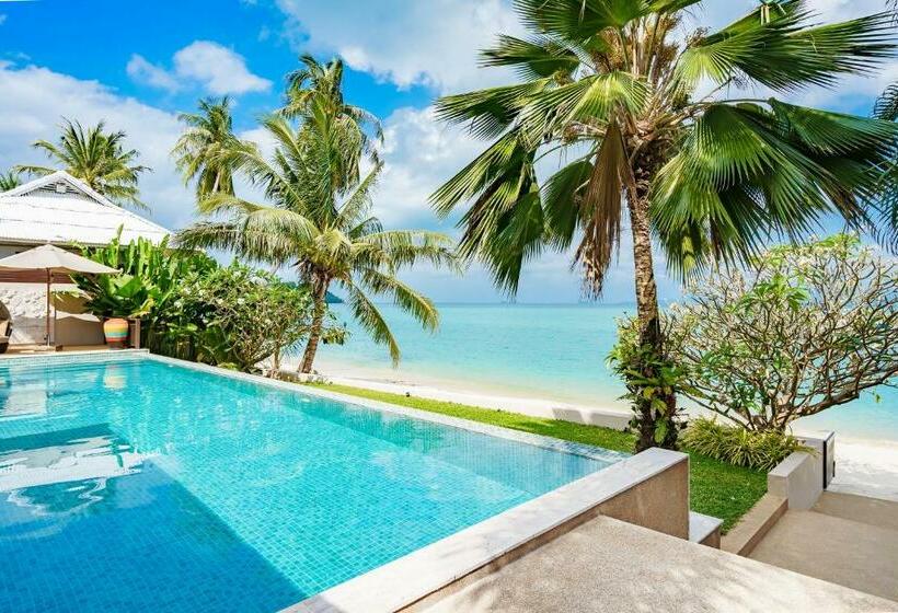 Bacaya Beachfront Villa