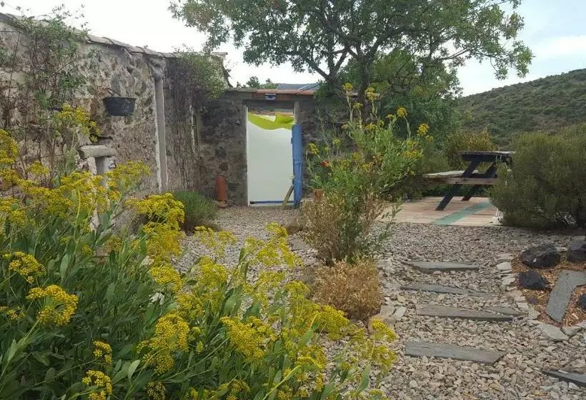 Gîte Dans Ancienne Bergerie En Pleine Garrigue