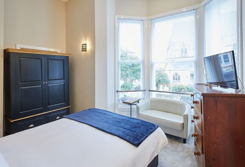 Host & Stay   Three Bays