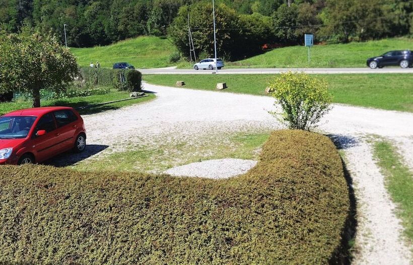 פנסיון Angela Home   Rooms