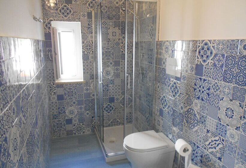 The Home Of Athena Paestum