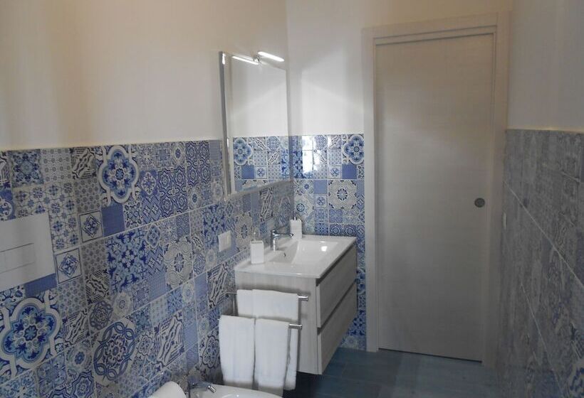 The Home Of Athena Paestum