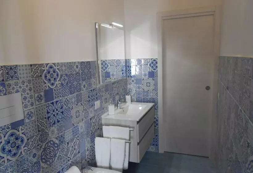 The Home Of Athena Paestum